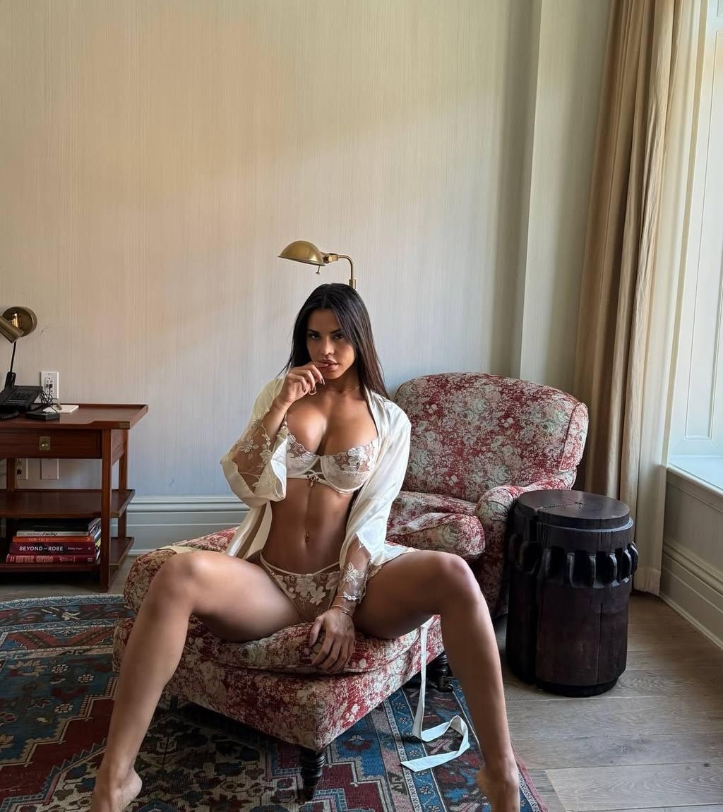 Татьяна привлекальеная девушка из Тында цена от 7000 руб