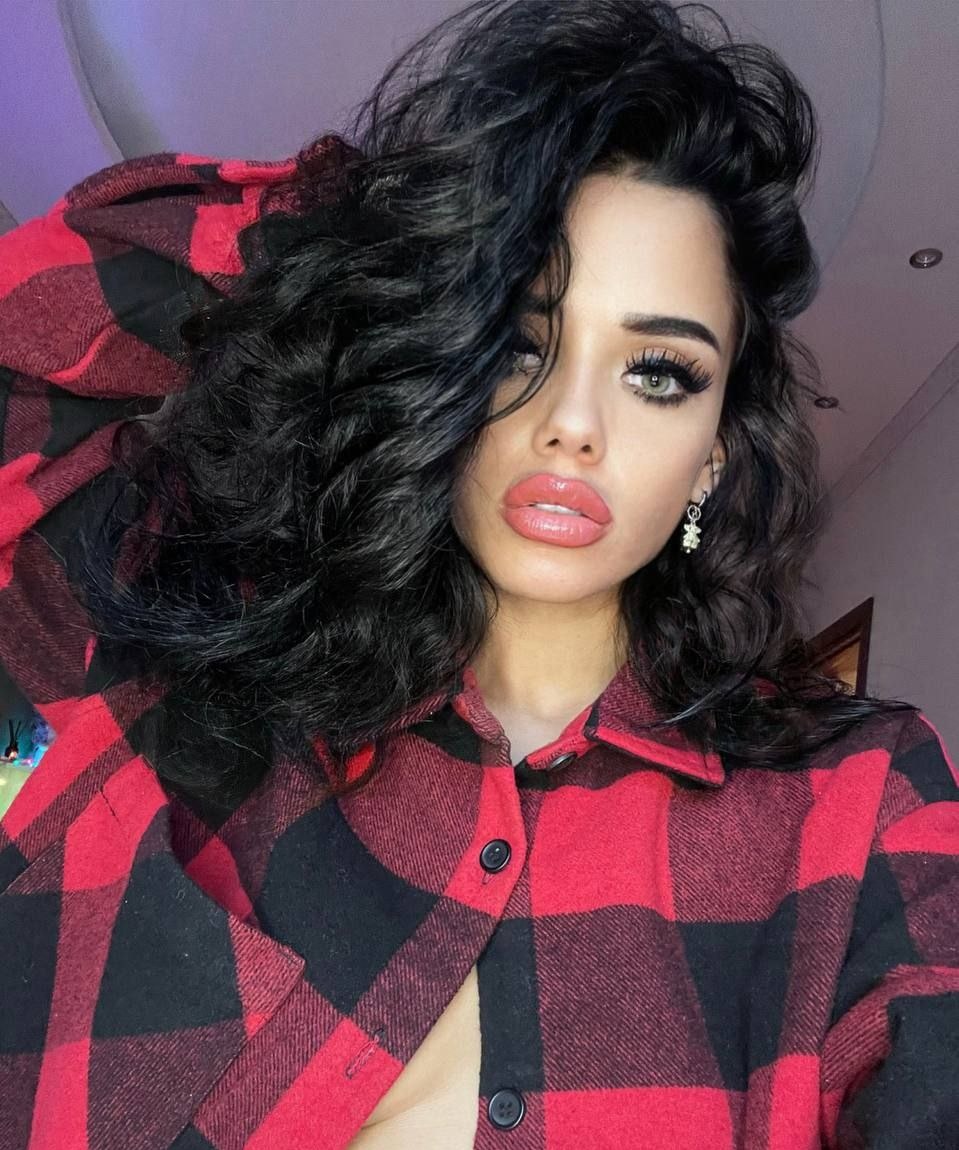 Ася привлекальеная девушка из Тында цена от 8000 руб