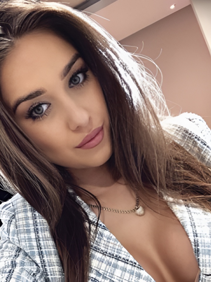 Индивидуалка София, доступна для личного знакомства от 2500 руб