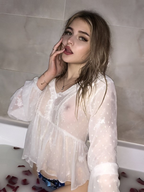 Алиана привлекательная девушка из Тында цена от 5000 руб