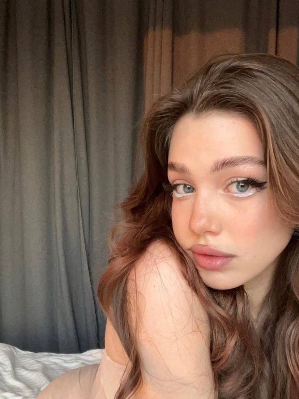 Лида привлекательная девушка из Тында цена от 4000 руб