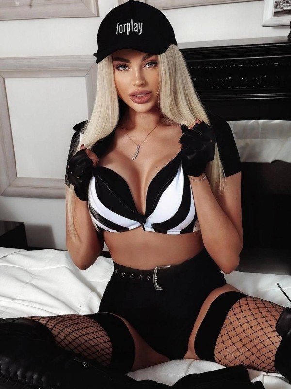 Аленка привлекательная девушка из Тында цена от 7000 руб